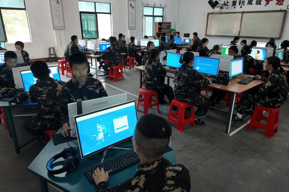 关于孩子叛逆,家长要理性正确对待 DJI_20241030090250_0042_D.png